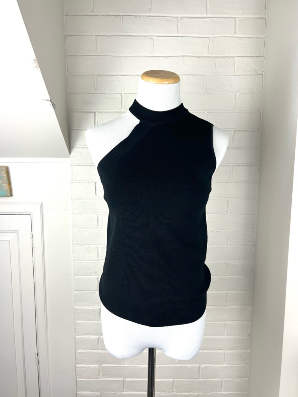 Zara Black Knit One Shoulder Tank Top Size M